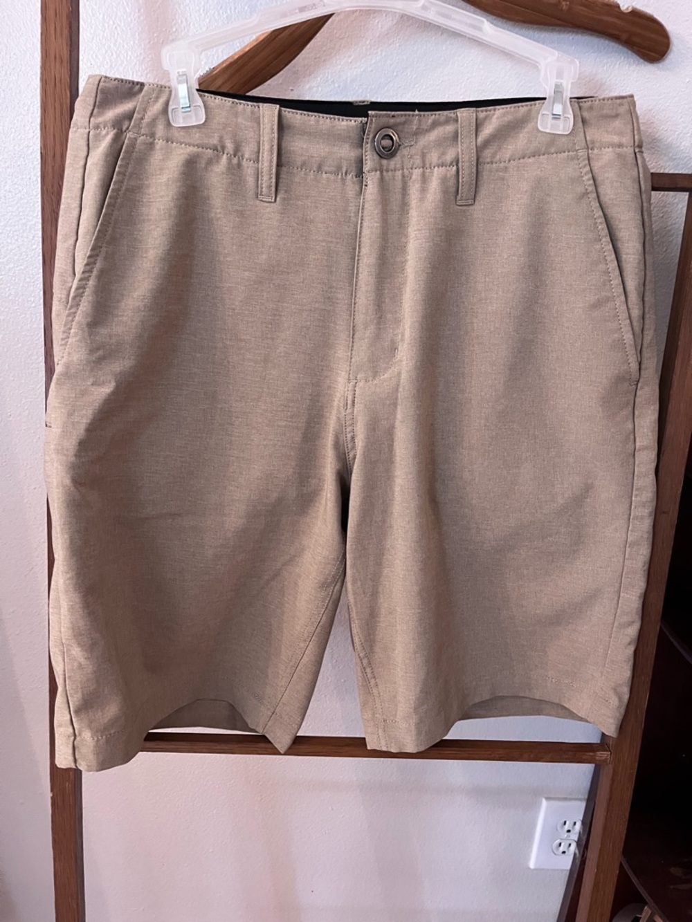 Volcom Men's Classic Beige Chino Shorts